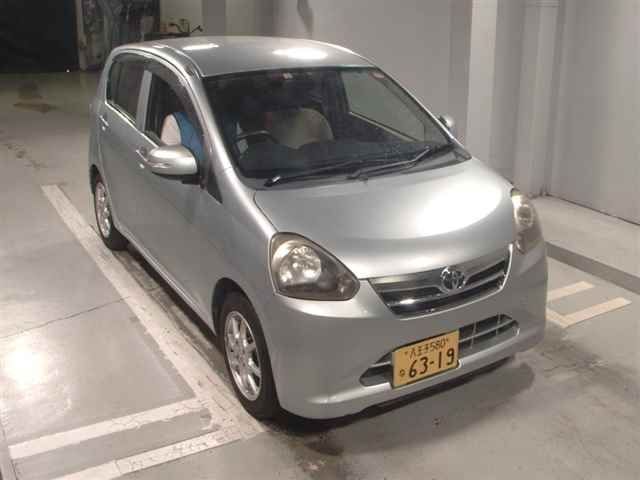 8003 Toyota Pixis epoch LA300A 2013 г. (JU Tokyo)